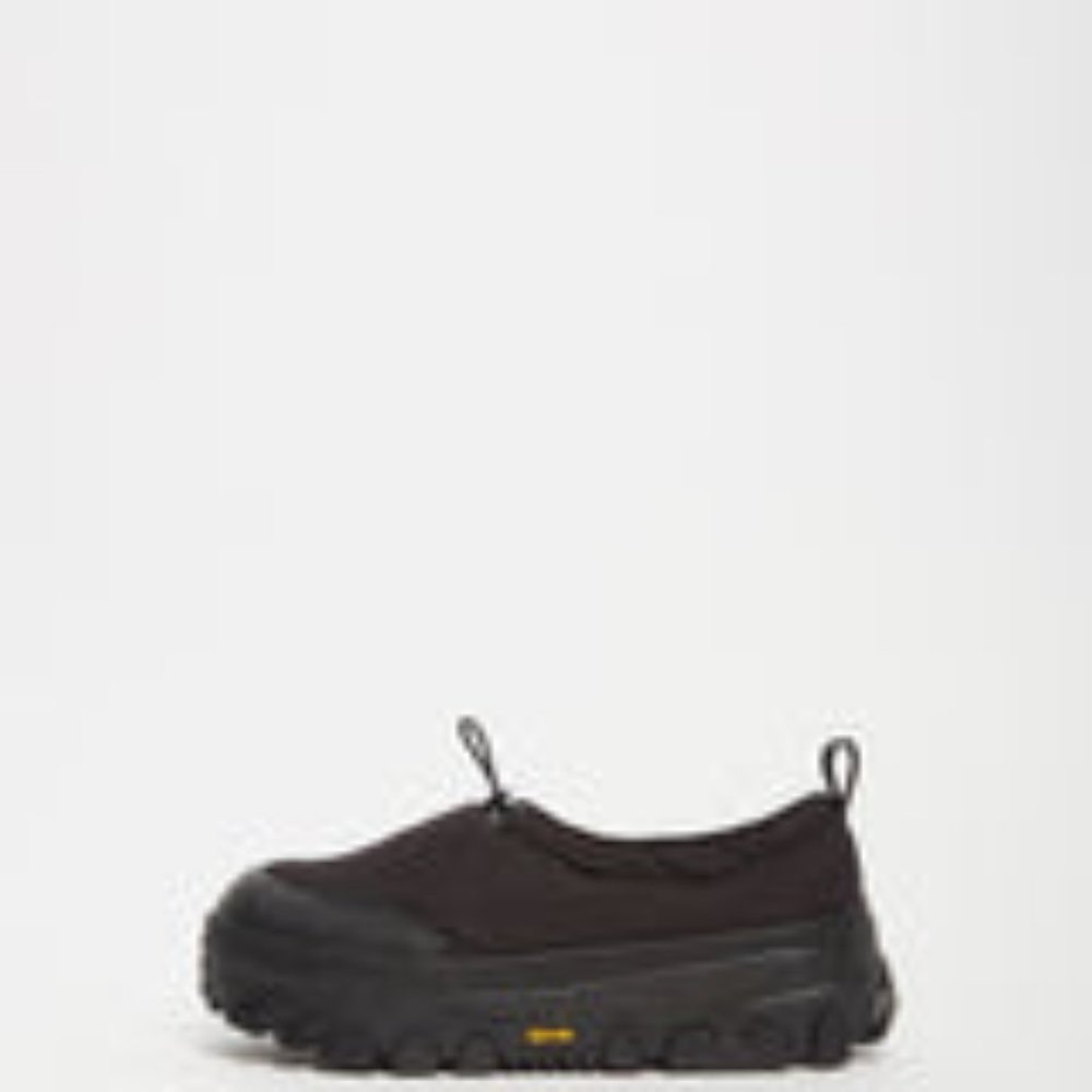 Vibram Padded Slip Ons